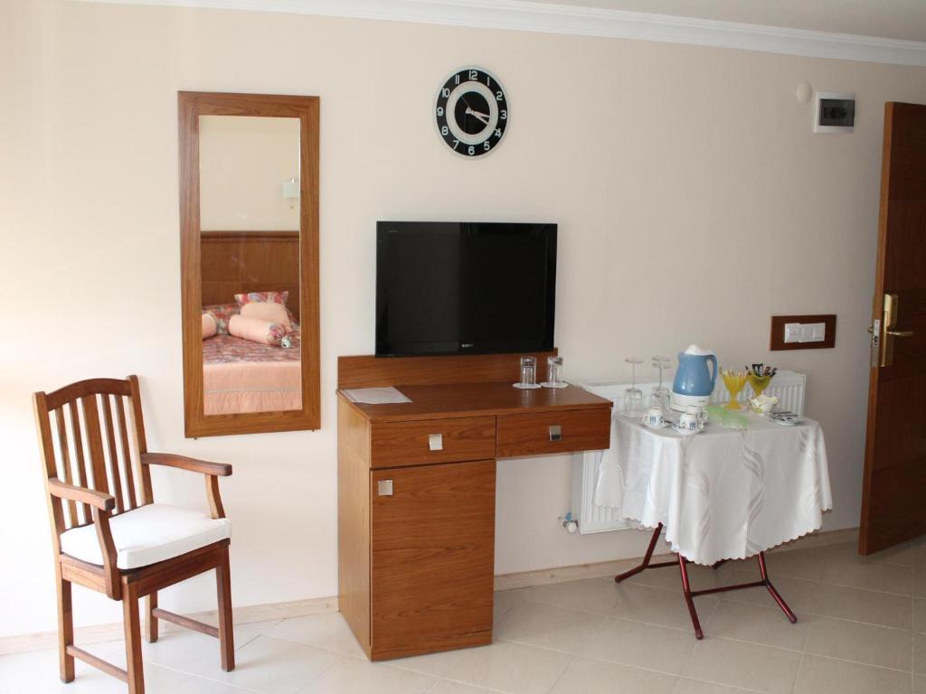 Ucem Hotel Golden Sea Altinoluk Room photo