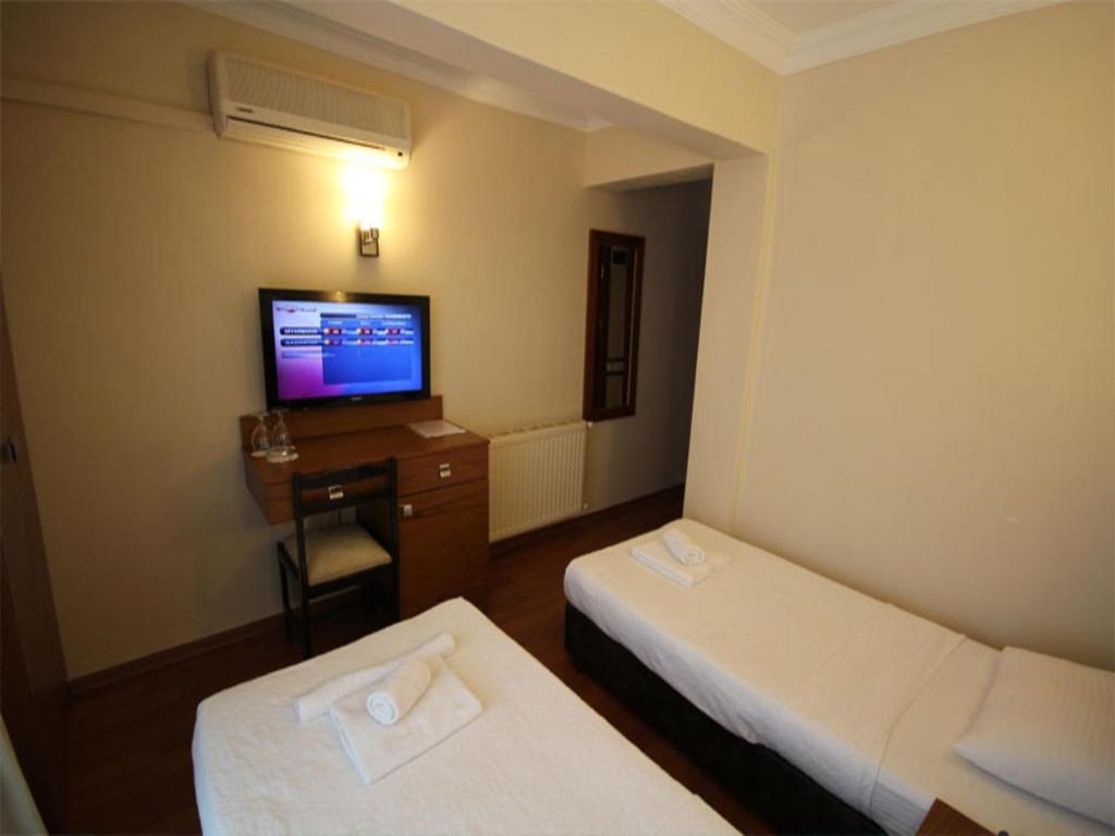 Ucem Hotel Golden Sea Altinoluk Room photo